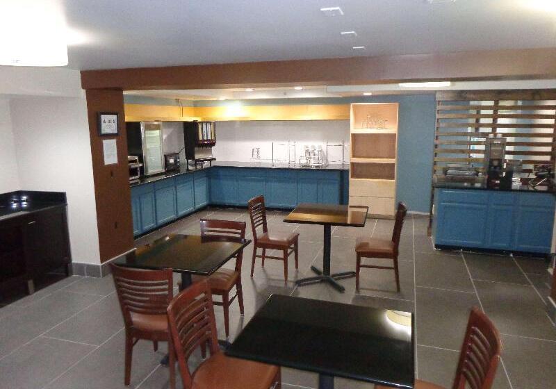 호텔 Country Inn & Suites By Radisson, Roanoke Rapids, Nc