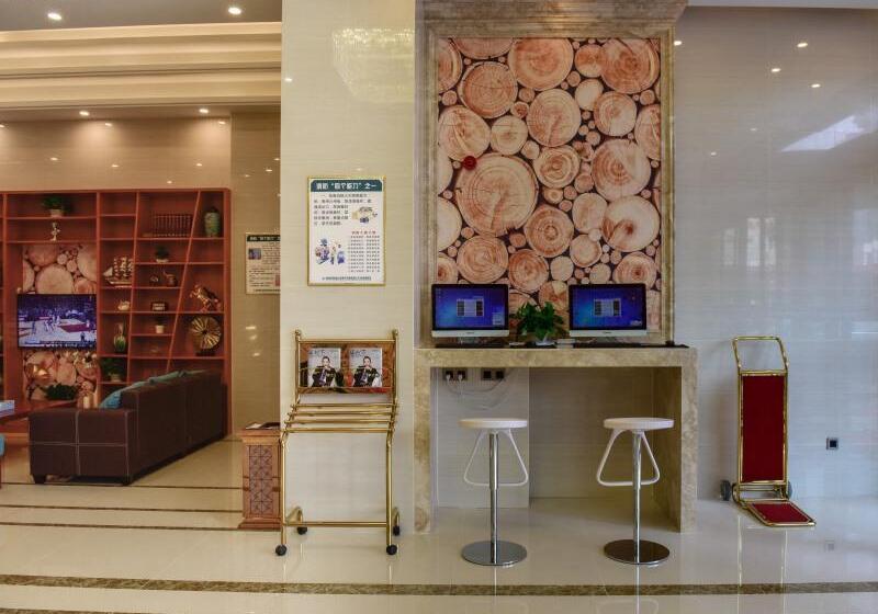 Hotel Greentree Inn Huanggang Qichun County Ouyada Square Express