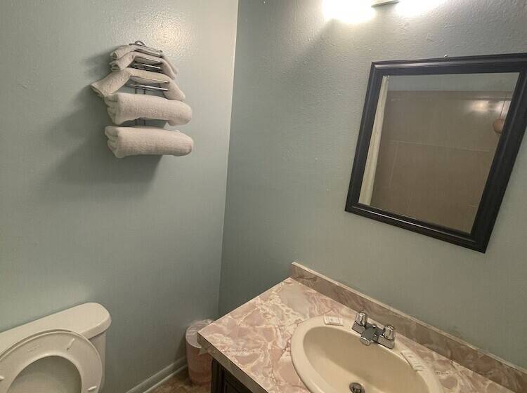 Отель Sky Inn