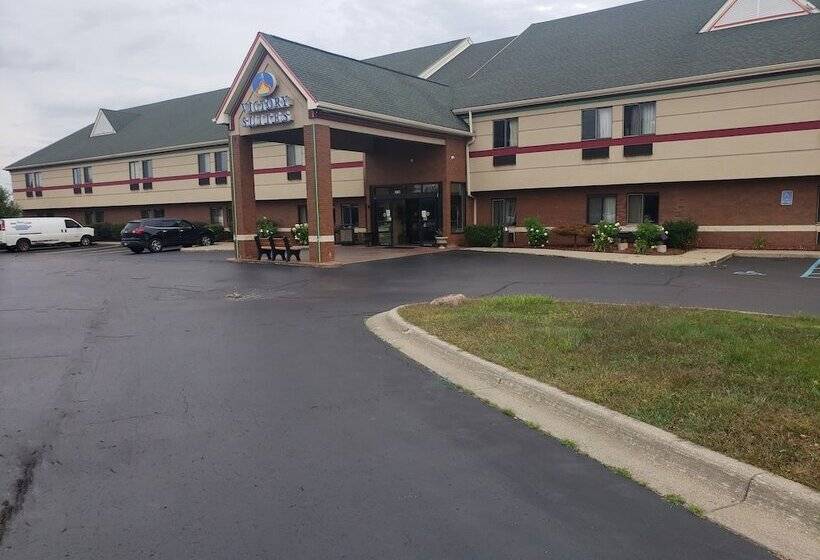 هتل A Victory Suites Warren