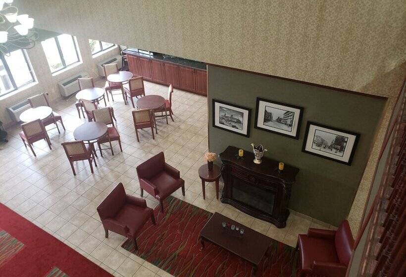 هتل A Victory Suites Warren