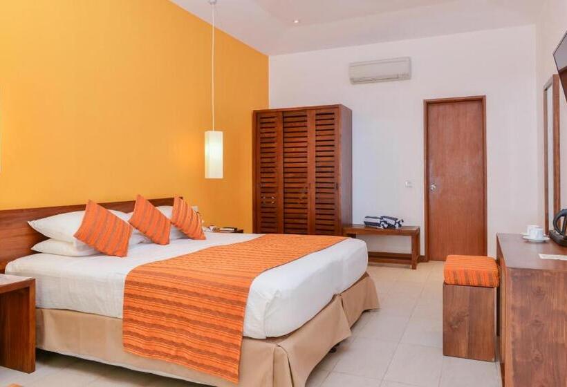 호텔 Adaaran Select Huduran Fushi   Premium All Inclusive