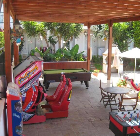 هتل Akamanthea Holiday Village