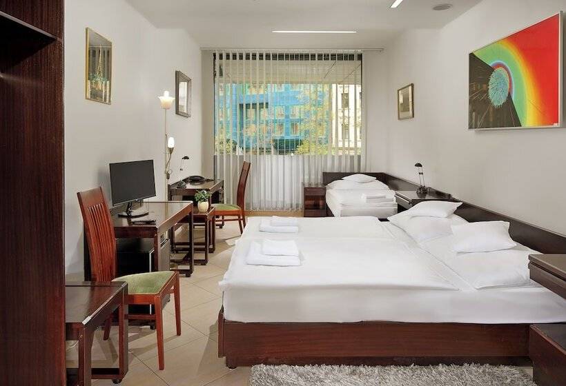 Fotos del hotel Ankora:  2