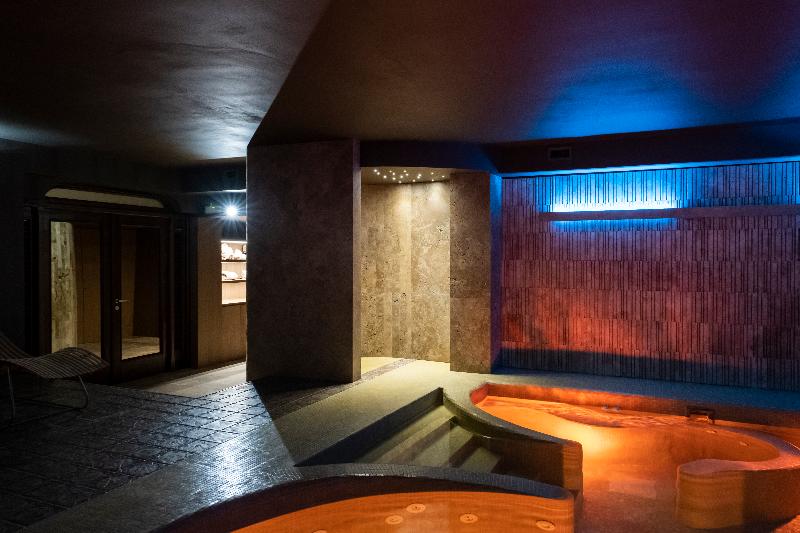 هتل Baia Di Ulisse Wellness & Spa