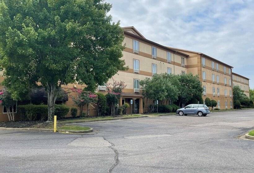 Hotel Baymont By Wyndham Memphis I240