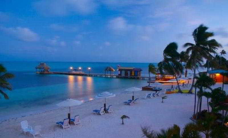 בית מלון כפרי Belize Legacy Beach Resort