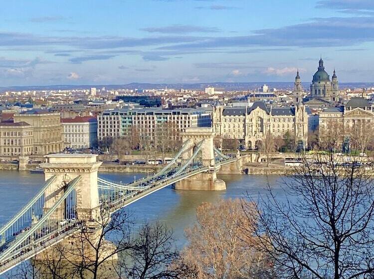 Fotos del hotel Benczur:  2