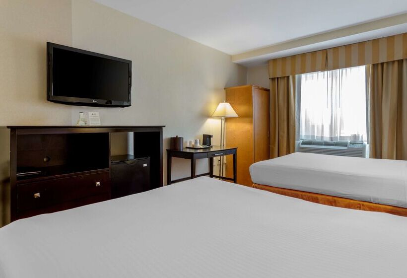 هتل Best Western Plus Brooklyn Bay