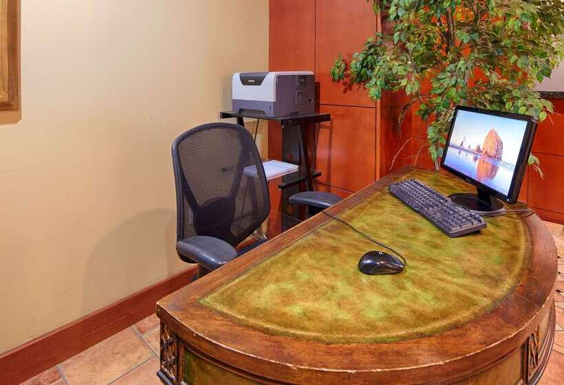 Best Western Plus Sandusky Hotel & Suites