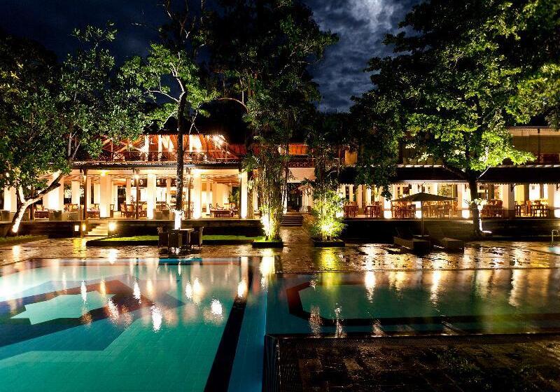 هتل Cinnamon Lodge Habarana