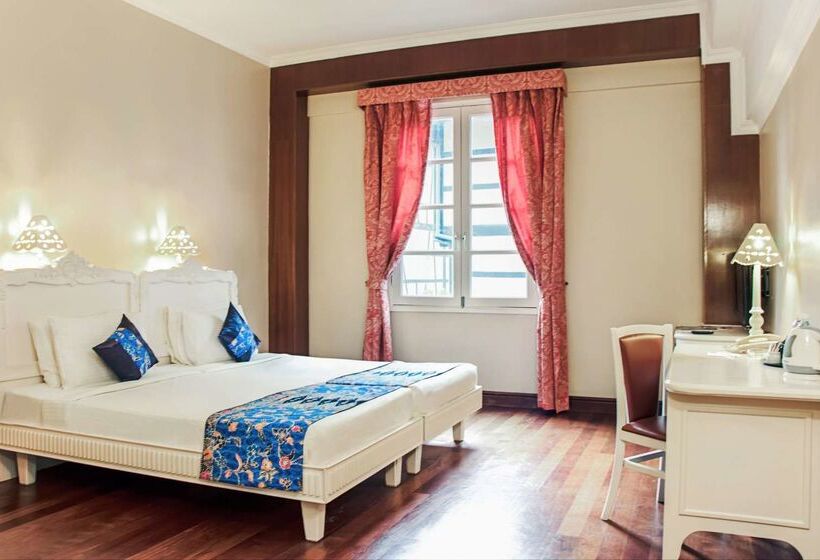 فندق Colmar Tropicale