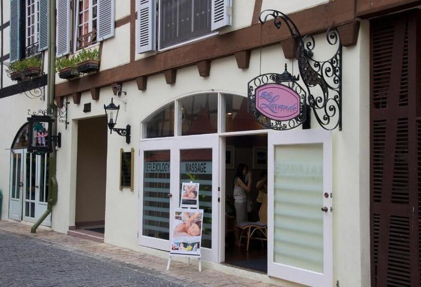 فندق Colmar Tropicale