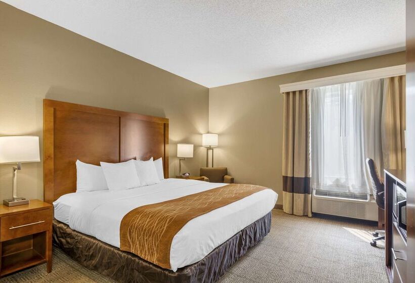 هتل Comfort Inn North Polaris