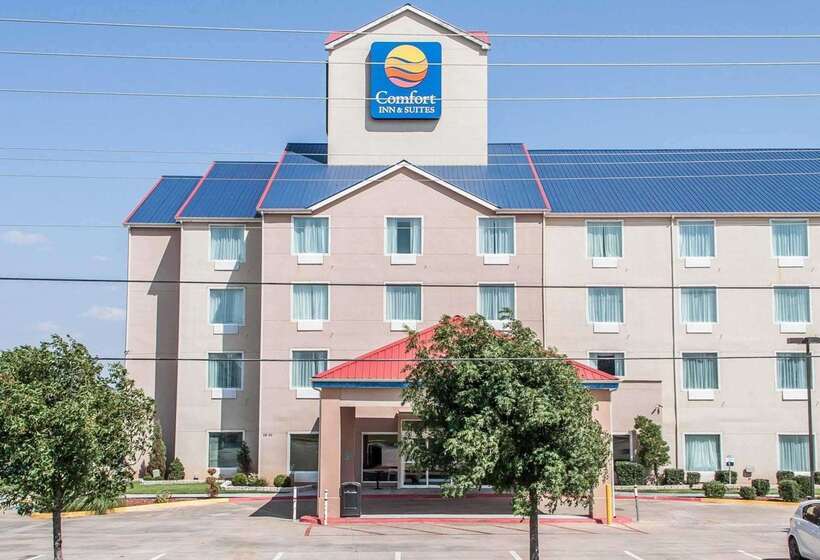 هتل Comfort Inn & Suites