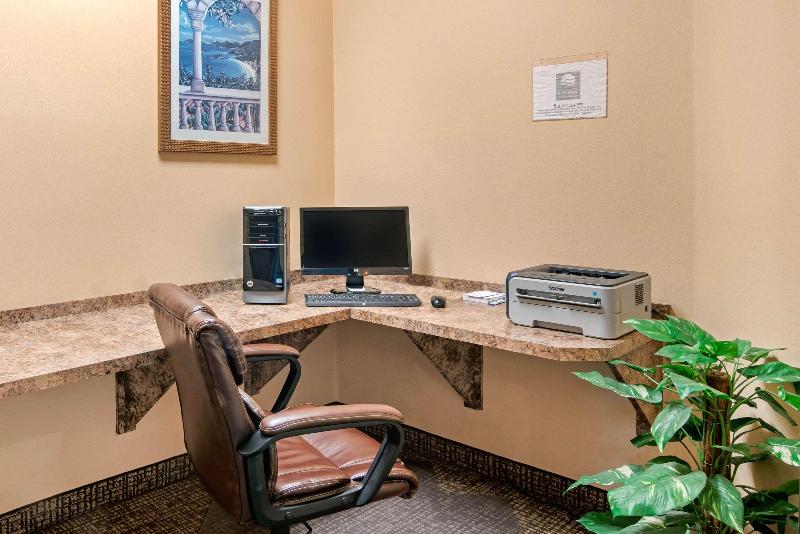 فندق Comfort Inn & Suites Salem