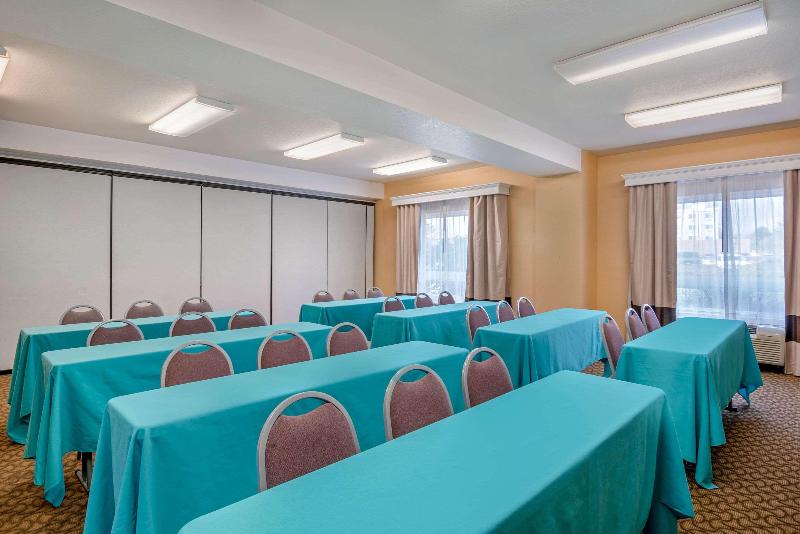 בית מלון כפרי Comfort Inn & Suites Salem