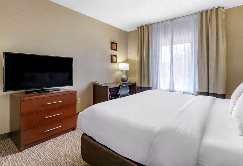 Hotel Comfort Inn & Suites St. Louiso Fallon