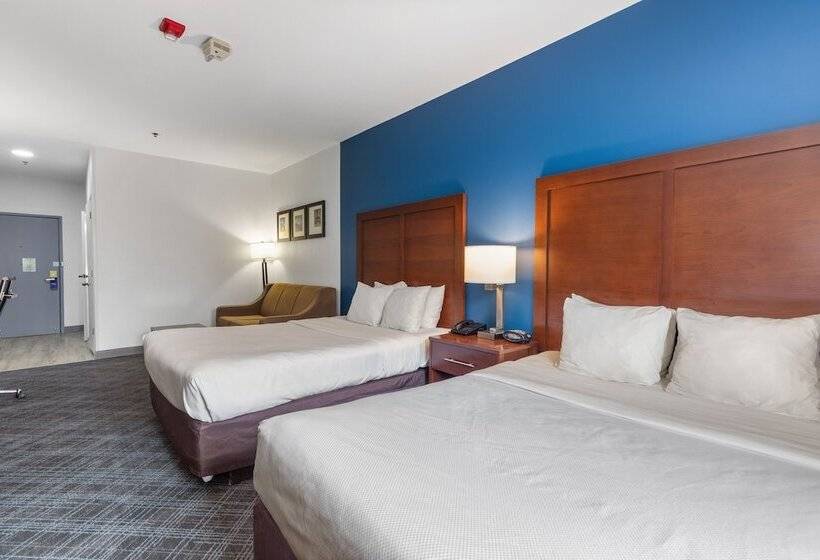 هتل Comfort Suites Lombard   Addison