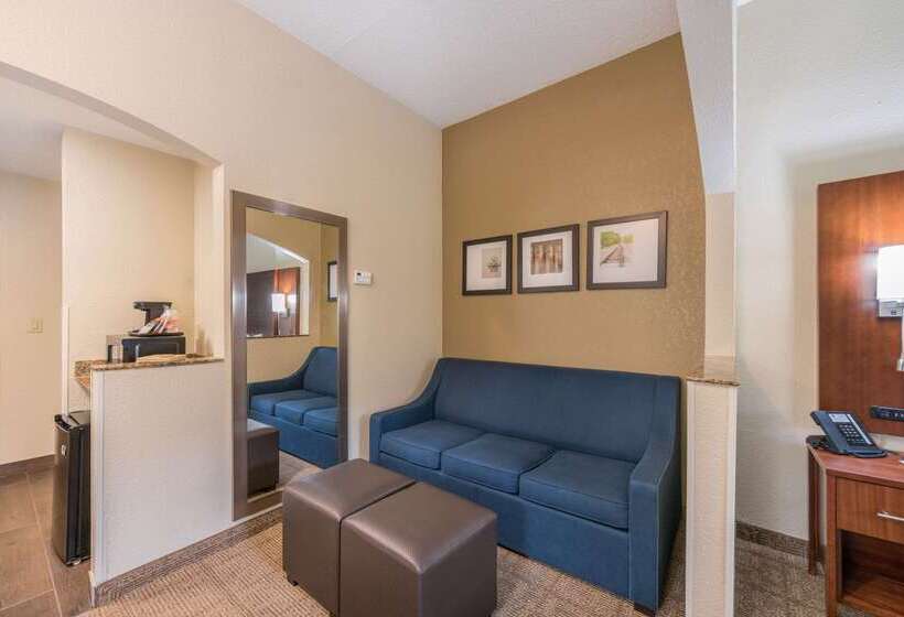 فندق Comfort Suites Monroe