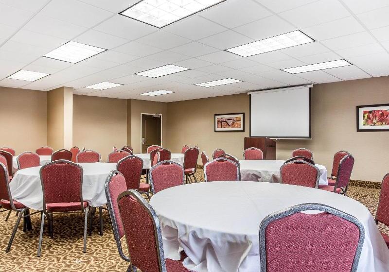 هتل Comfort Suites Morrow Atlanta South