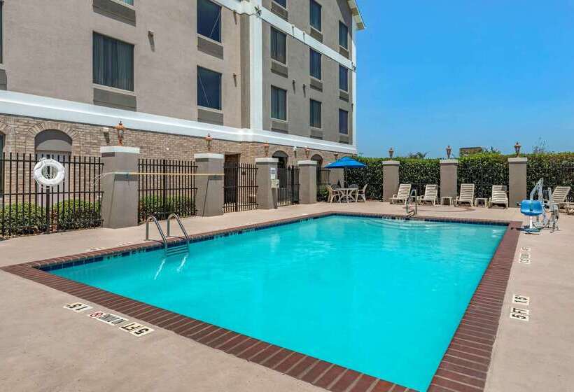 Hotel Comfort Suites Waco Near University Area