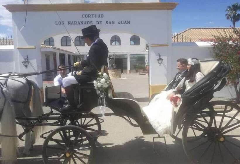 هتل Cortijo Los Naranjos De San Juan