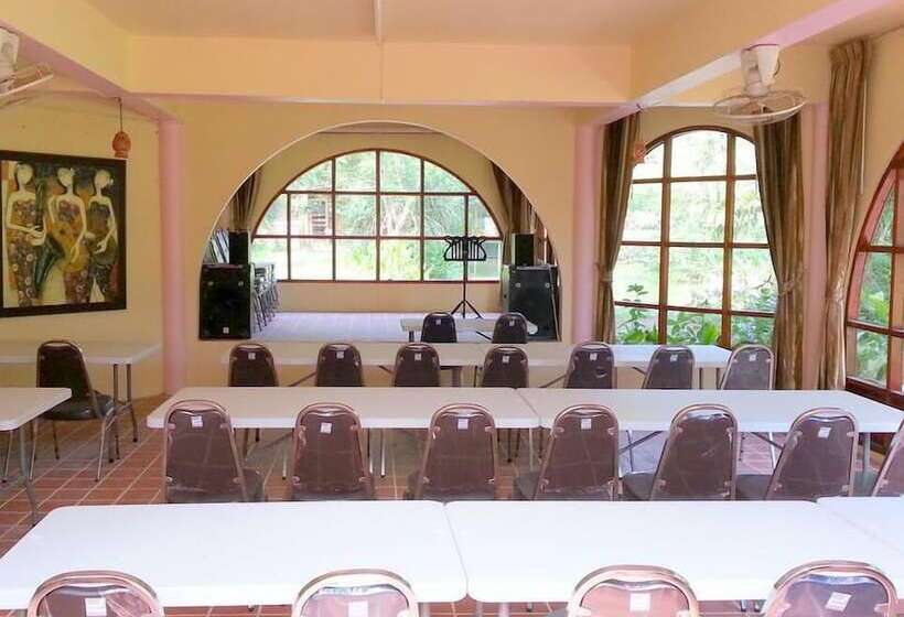 هتل Ekman Garden Resort