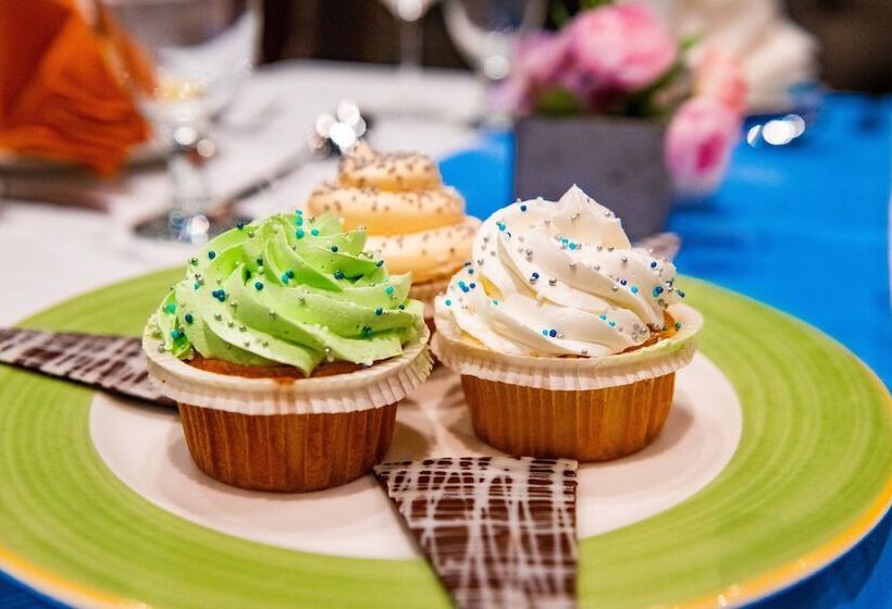 Grandeur Hotel Al Barsha