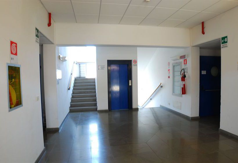 هتل Sunny Terrace Hostel