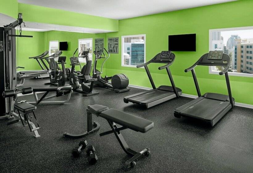 Fotos del hotel Holiday Inn Express Dubai Internet City, An Ihg:  11