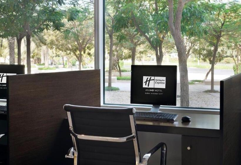 Fotos del hotel Holiday Inn Express Dubai Internet City, An Ihg:  19