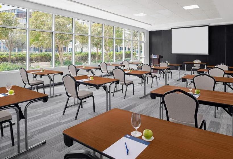 Fotos del hotel Holiday Inn Express Dubai Internet City, An Ihg:  16