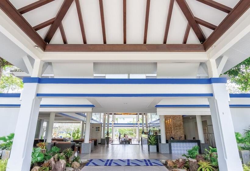 هتل Homm Suites Laguna