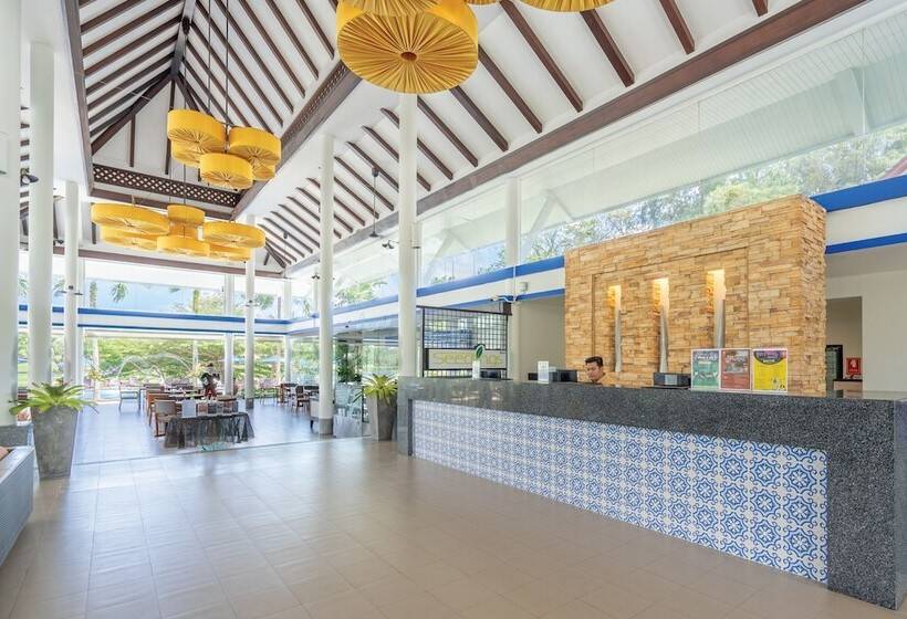 هتل Homm Suites Laguna