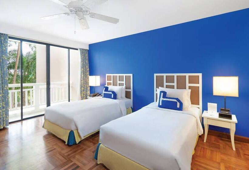 هتل Homm Suites Laguna