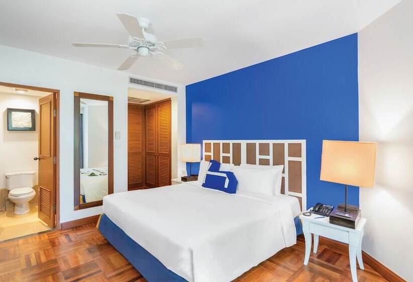 هتل Homm Suites Laguna