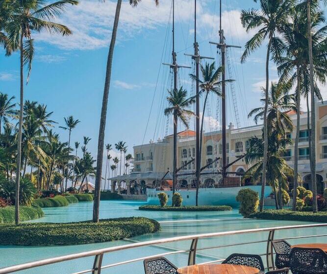 ホテル Iberostar Grand Bavaro