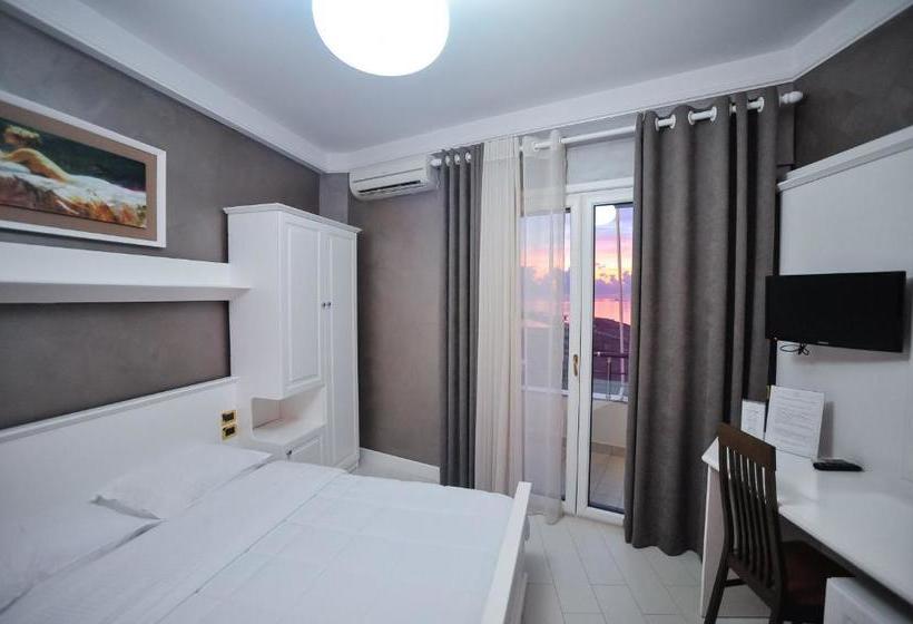 בית מלון כפרי Iliria Internacional