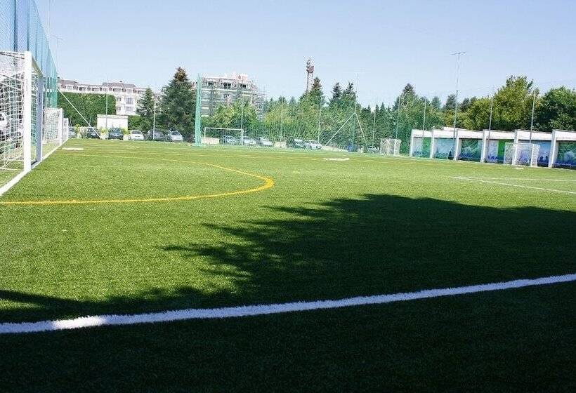 هتل Lebed