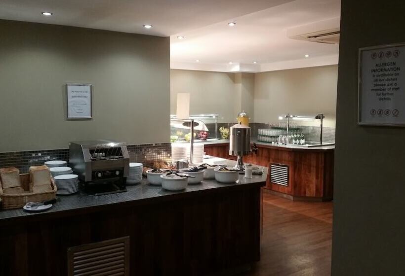 فندق Legacy Preston International