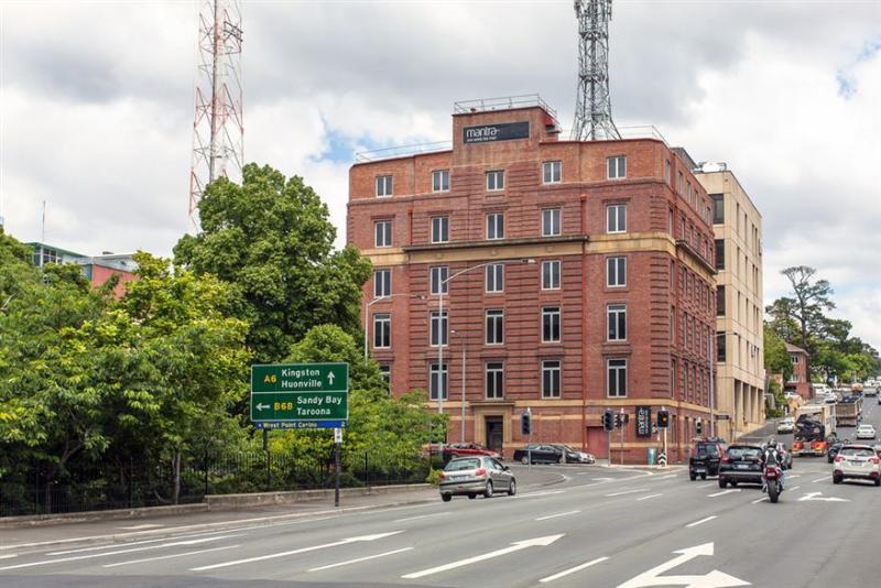 هتل Mantra One Sandy Bay Road