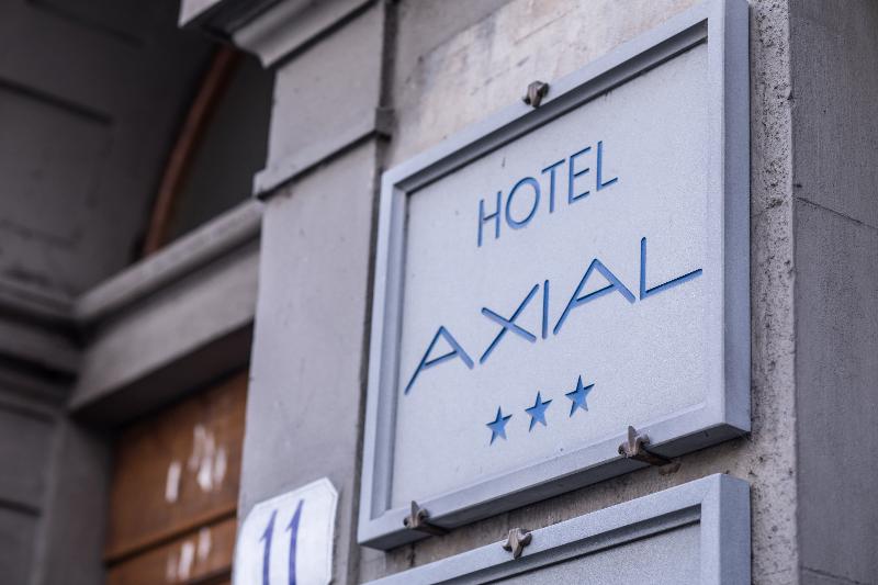 هتل Maxim Axial