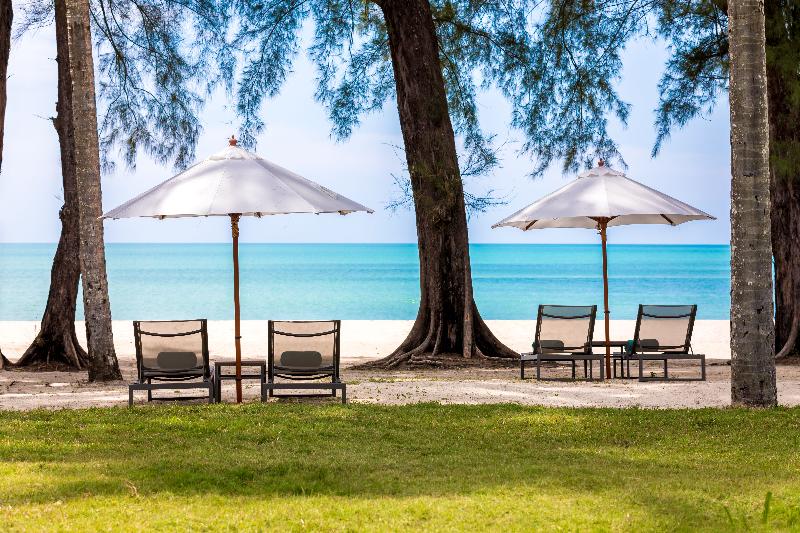 Hotel Outrigger Khao Lak Beach Resort   Sha Extra Plus