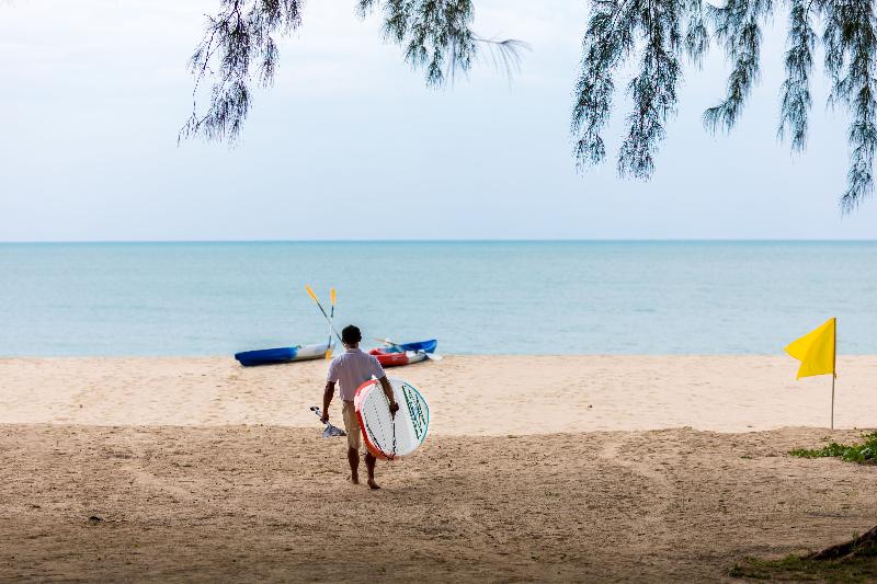 هتل Outrigger Khao Lak Beach Resort   Sha Extra Plus