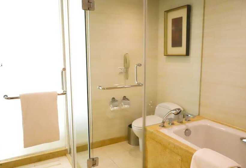 هتل Qingdao Parkview Holiday