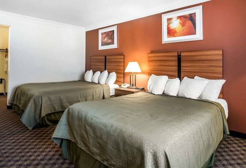 هتل Quality Inn Rutland