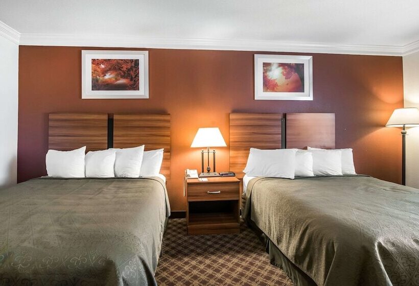 هتل Quality Inn Rutland