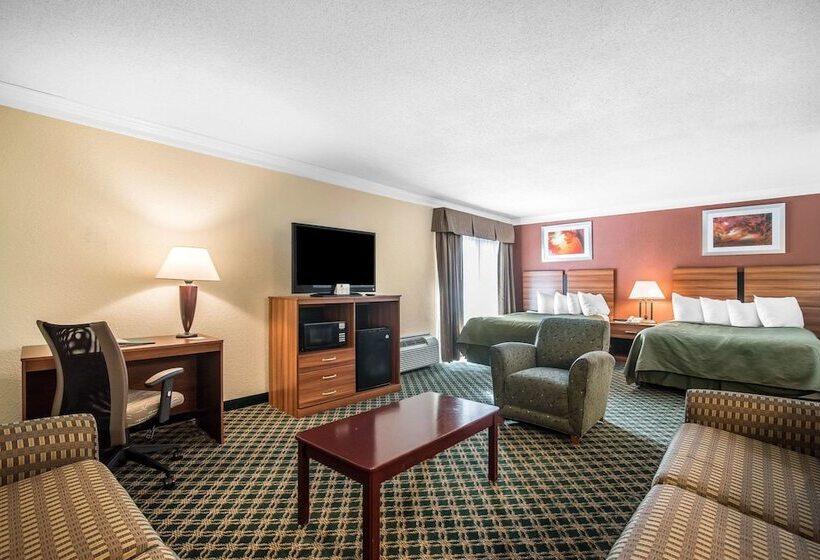 هتل Quality Inn Rutland