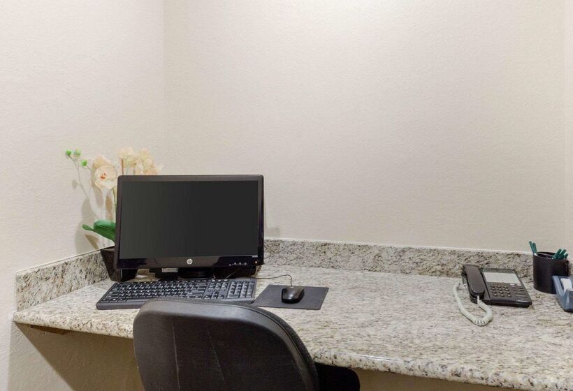 هتل Quality Suites Houston Nw Cyfair
